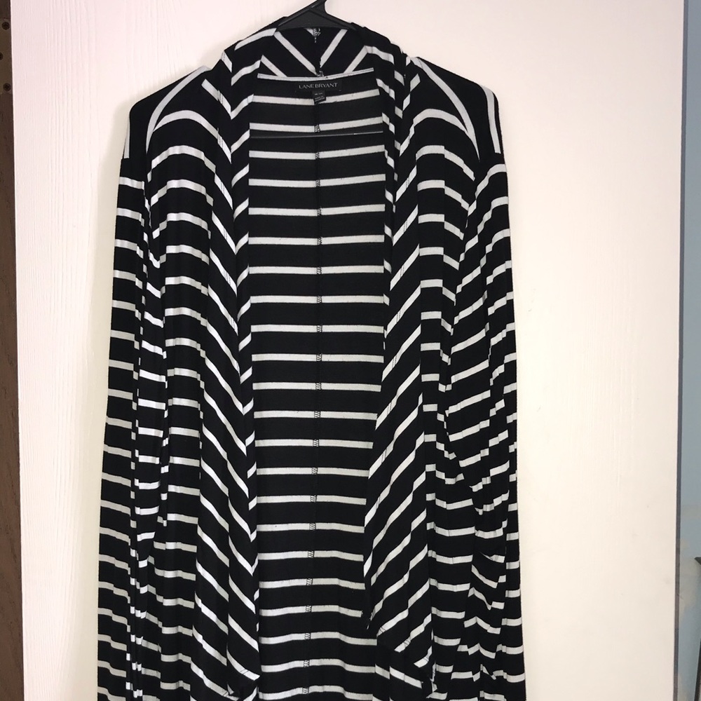 Long sleeve back white striped overpiece